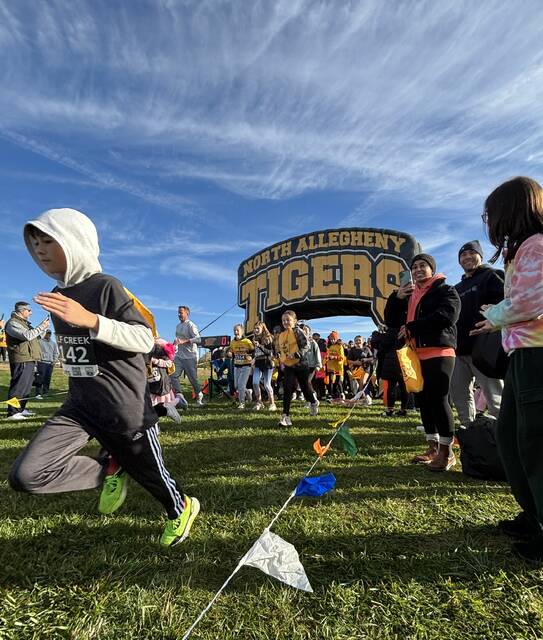 9001504_web1_naj-TrotRunners1-112025