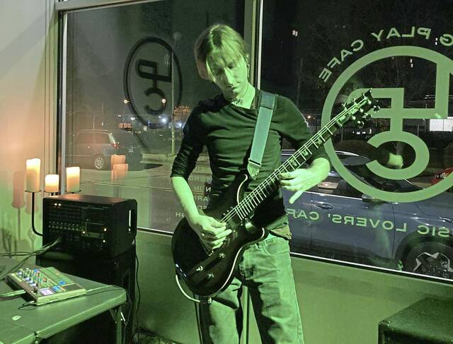 9002883_web1_ptr-SachemOrenda1-110325