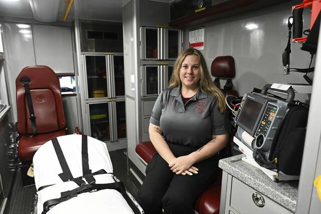 9002898_web1_vnd-FacesEureka005-110525