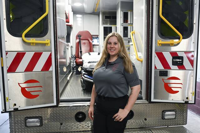 9002898_web1_vnd-FacesEureka006-110525