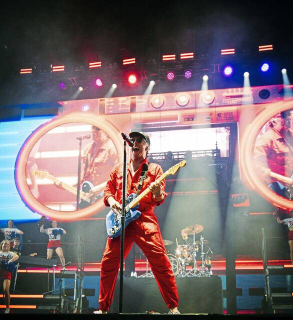 9006927_web1_ptr-AllTimeLow-110325