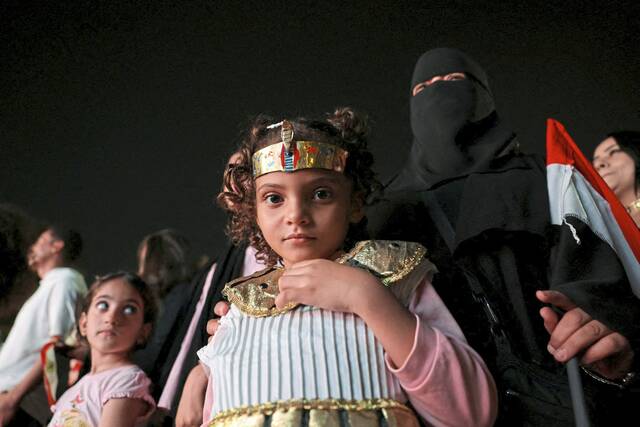 9009666_web1_2025-11-01T195703Z_1_LYNXMPELA01J9_RTROPTP_4_EGYPT-ARCHAEOLOGY-GEM-OPENING