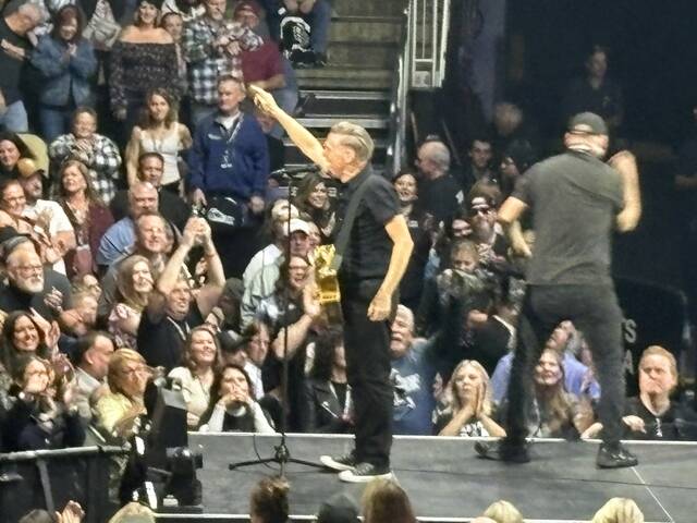 9012224_web1_ptr-patbenatarbryanadams2