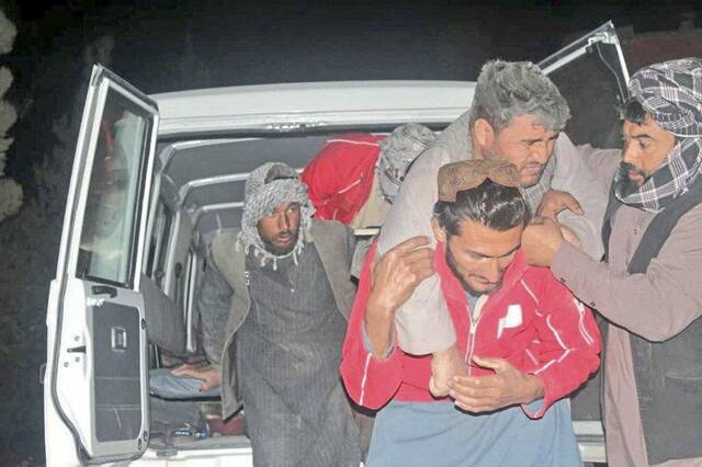 9012516_web1_2025-11-03T054923Z_2_LYNXMPELA204L_RTROPTP_4_AFGHANISTAN-QUAKE