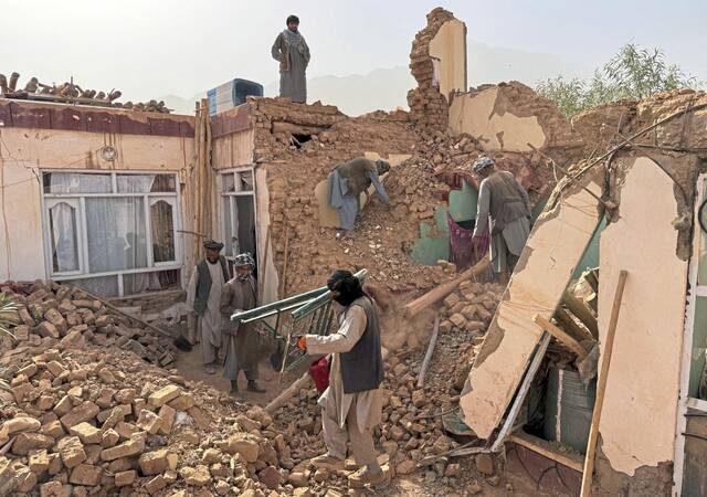 9012516_web1_2025-11-03T121742Z_1_LYNXMPELA20JC_RTROPTP_4_AFGHANISTAN-QUAKE