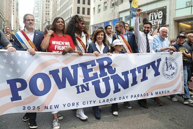 9012715_web1_gtr-cmns-GOldberg-110625