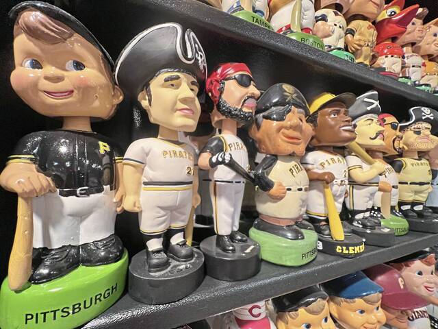 9012869_web1_her-bobble-111325-5