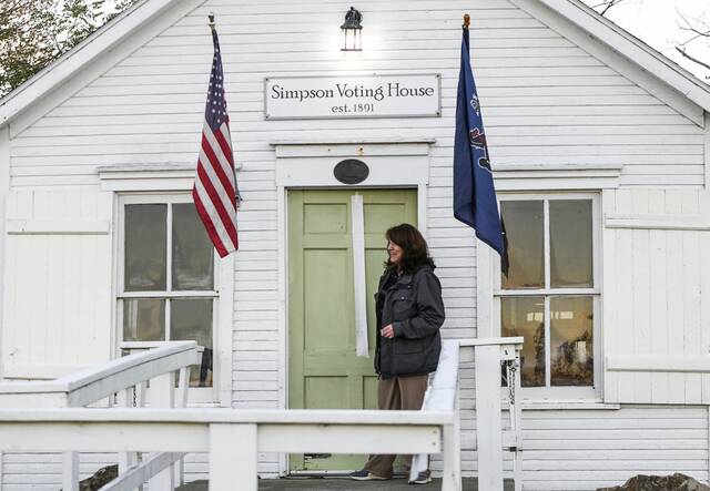 9012929_web1_gtr-election001-110525