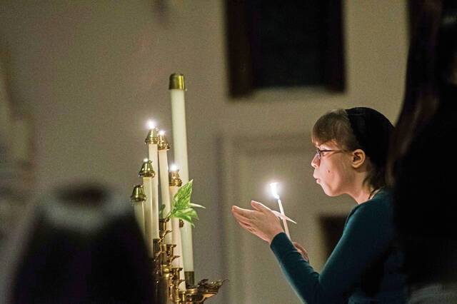 9013085_web1_GTR-BrokenGlass-1-111319