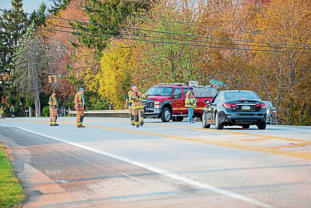 9013469_web1_vnd-BuffTwpBadWreck2-110225