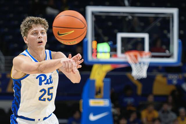 9013561_web1_gtr-Pitt2-110425