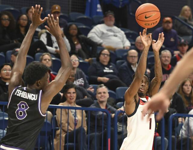 9013576_web1_ptr-DuqNiagara13-110425