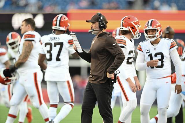 9014629_web1_gtr-Stefanski-110425