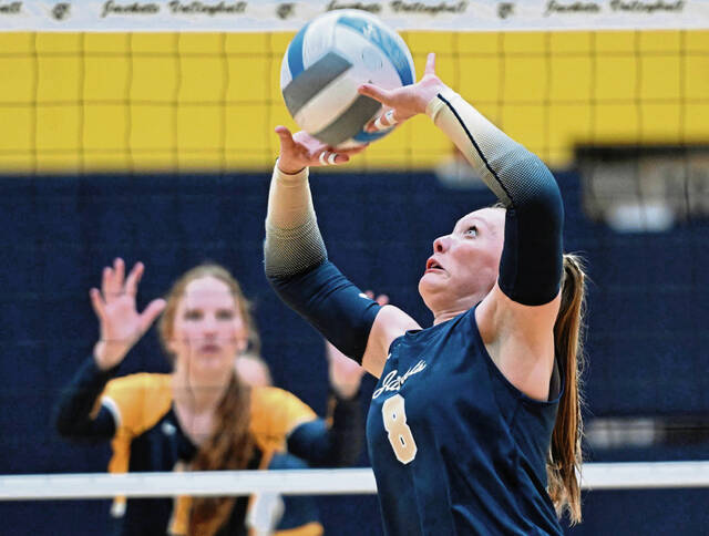 Seniors selected for We Serve First Foundation’s all-star volleyball classic