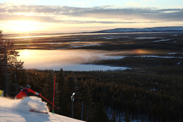 9015889_web1_ap25320440067461