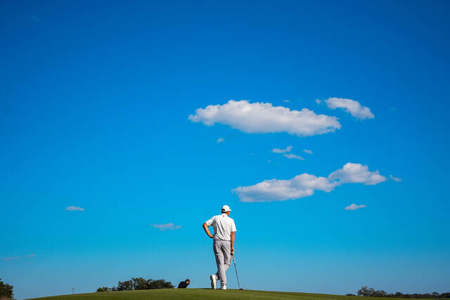 9015897_web1_AP25327796429635