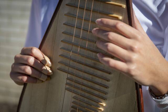 9016167_web1_vnd-playforthevote-1105257