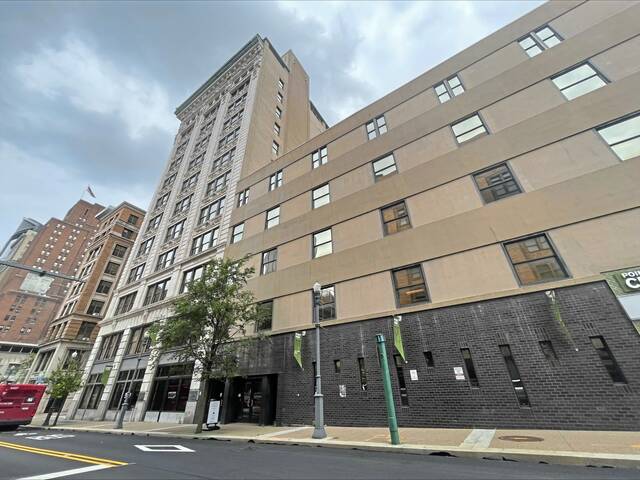 9016333_web1_PTR-Point-Park-University-West-Penn-Hall-Downtown-Pittsburgh-2025