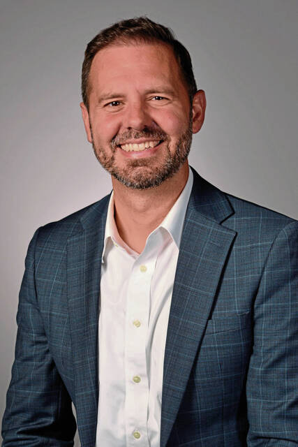 9017206_web1_Jonathan