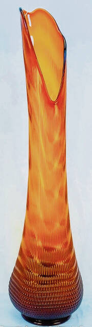 9017719_web1_gtr-SwungVases02