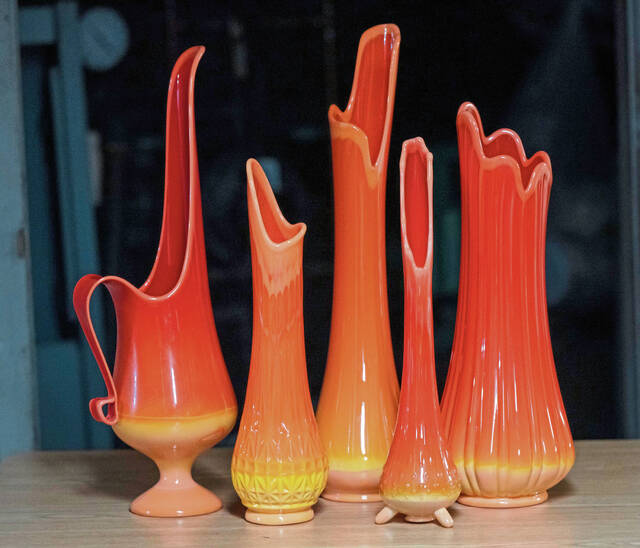 9017719_web1_gtr-SwungVases102-113025