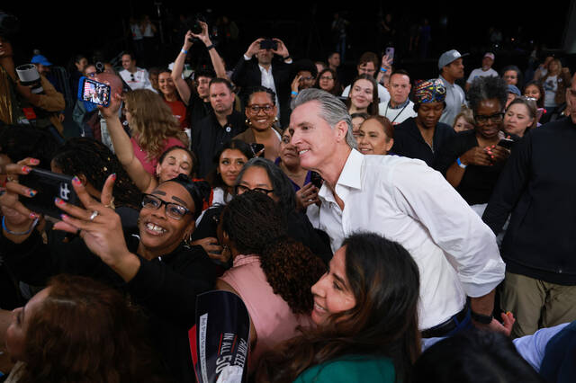 9019098_web1_AP25306000238529