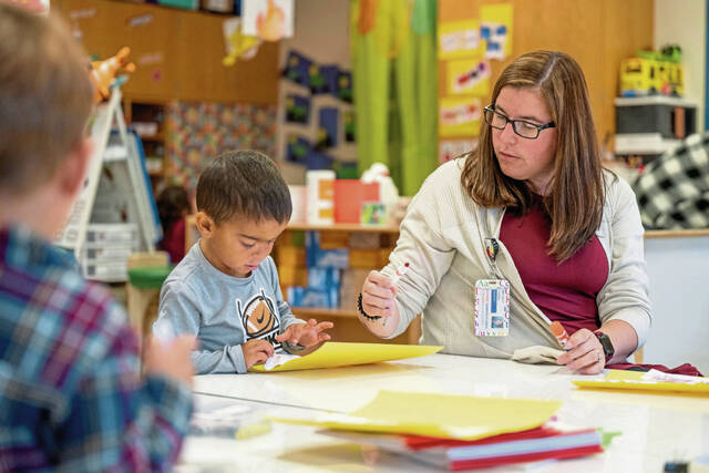 9019484_web1_gtr-CoolClassrooms102-2