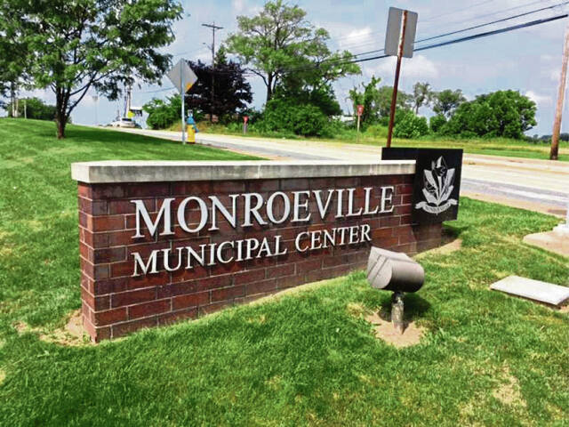 9020104_web1_monroevillesign