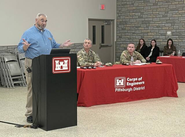 9023053_web1_vnd-ParksDump-110625