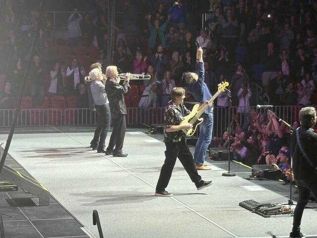 9023476_web1_ptr-chicagoband2