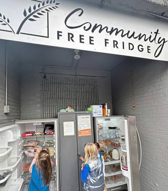 9024449_web1_her-daisydonation-112025-5