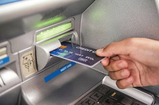 9024779_web1_Credit-Card-ATM