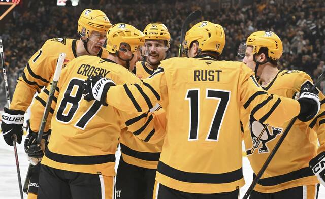 9025222_web1_ptr-PensCaps03-110725