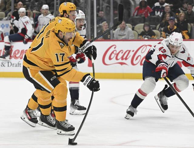 9025222_web1_ptr-PensCaps04-110725