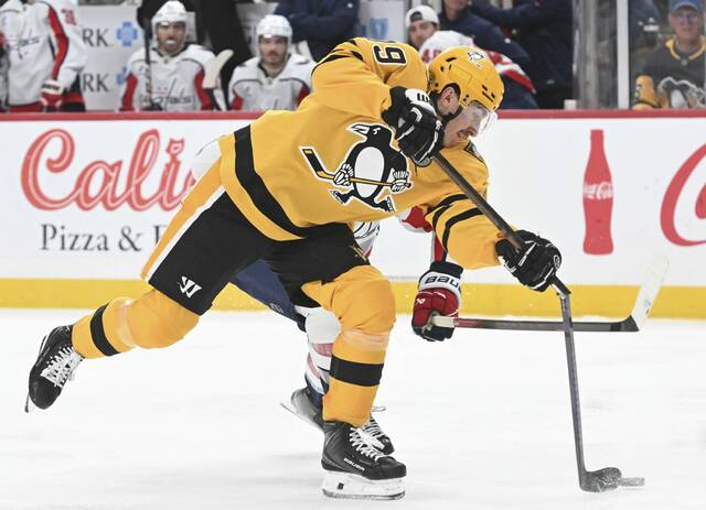 9025222_web1_ptr-PensCaps10-110725