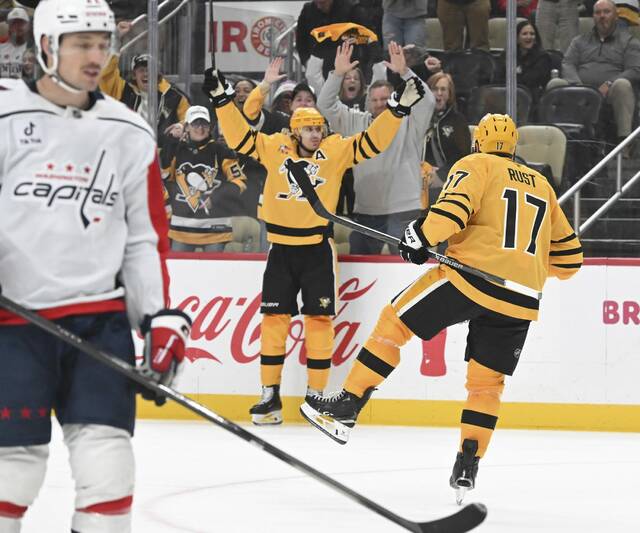 9025222_web1_ptr-PensCaps13-110725