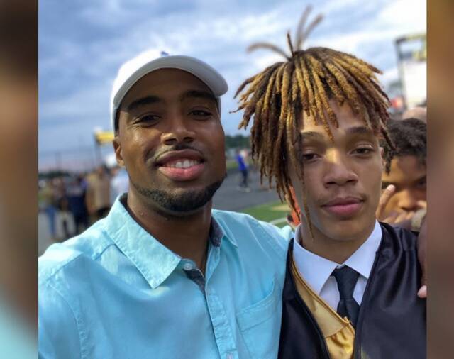 9025828_web1_LittleQObit1