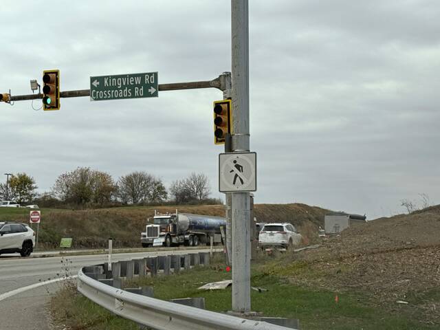 9026362_web1_gtr-Rt119FayProject003