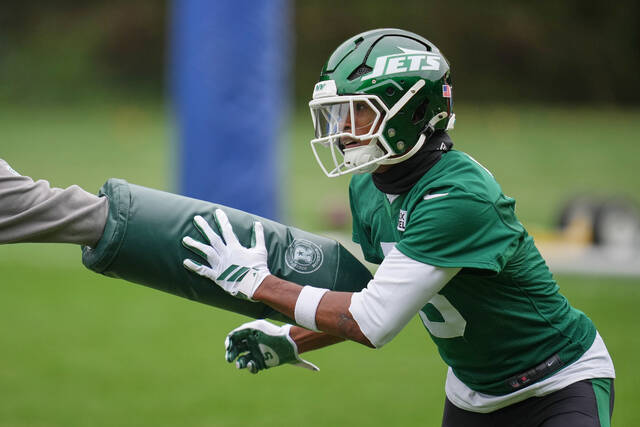 9027190_web1_9027190-572b01baaa734bca94abb9766a84f5c3