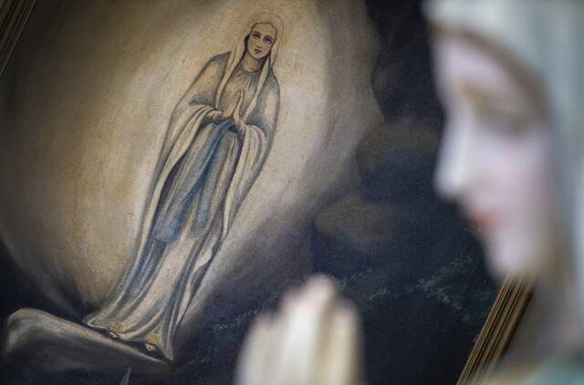 9027656_web1_gtr-lo-SaintEmma3-110925