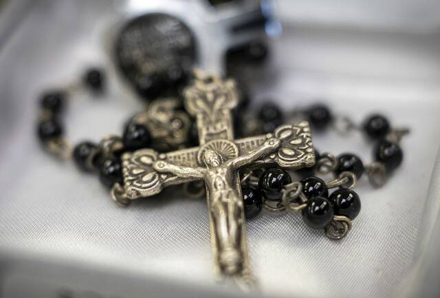 9027656_web1_gtr-lo-SaintEmma6-110925