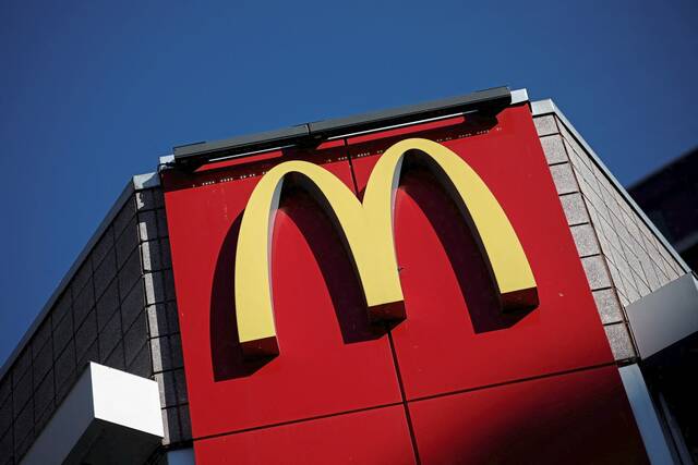 9027932_web1_2025-11-07T174659Z_2_LYNXMPELA60ZG_RTROPTP_4_USA-DAILYLIFE