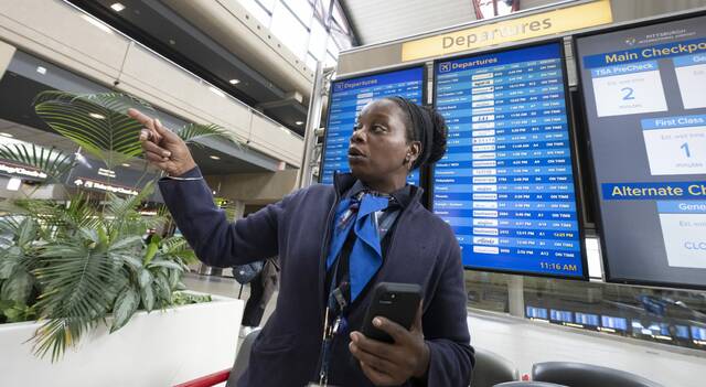 9028056_web1_PTR-flightscancelled100-110825