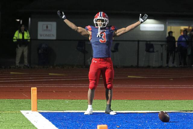 Kemon Spell tips scales in favor of McKeesport in 4A semifinal win over Thomas Jefferson