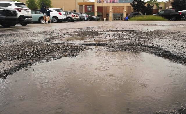 9028569_web1_VND-MillsPotholes2-051425