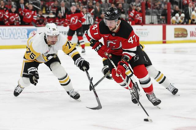 9030675_web1_AP25312702288800