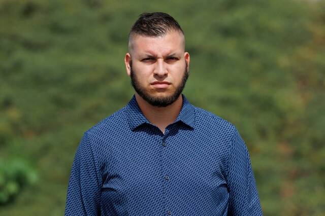 9030911_web1_2025-11-08T100241Z_1_LYNXMPELA704F_RTROPTP_3_USA-TRUMP-VOTERS-SHUTDOWN