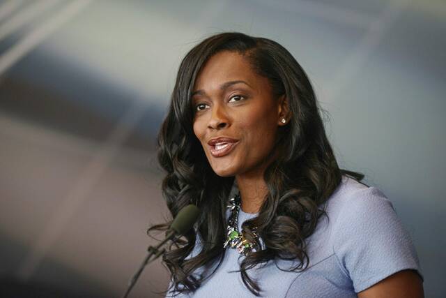 9033564_web1_ptr-SwinCash05-011120