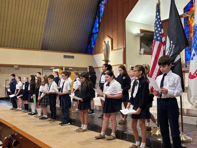 9035424_web1_naj-HCfifthgradesings-121125