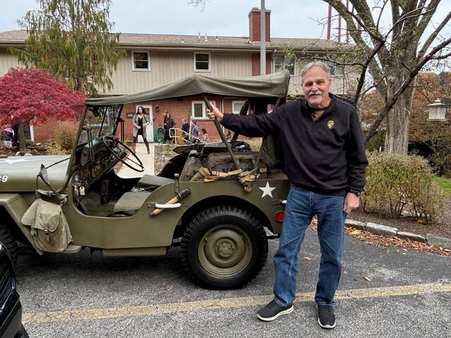 9035424_web1_naj-HCvetGraver-121125